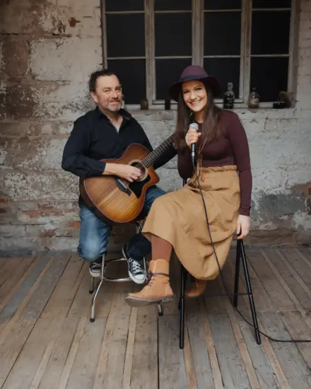 Hochzeitssängerin Elli (Riff & Voice)
